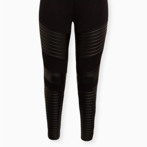 Torrid Black Mixed Moto Platinum Leggings New 4x - Picture 6 of 7